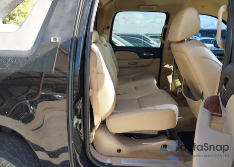 2008 Chevrolet Avalanche 1500 Lt z USA, uszkodzony, nr VIN 3GNEC120X8G313751